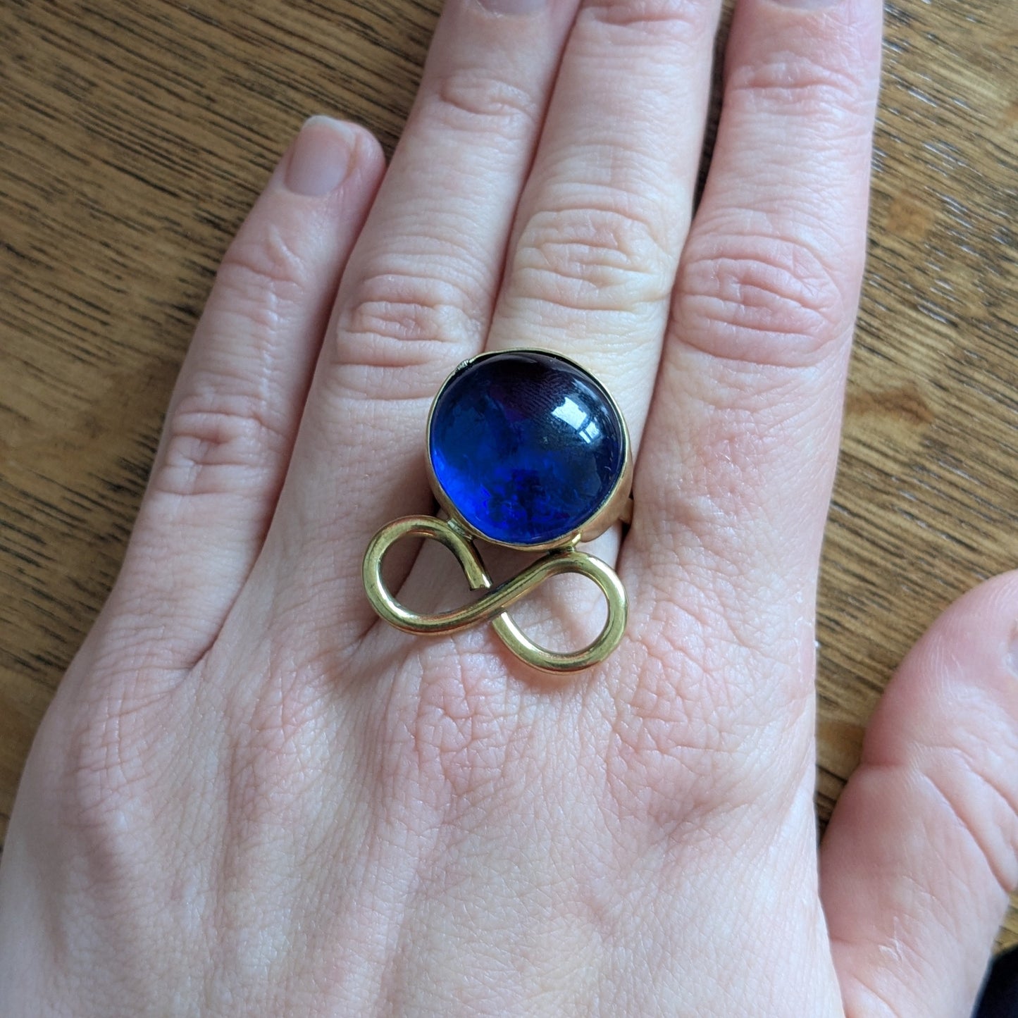 Aanpasbare ring met cirkel