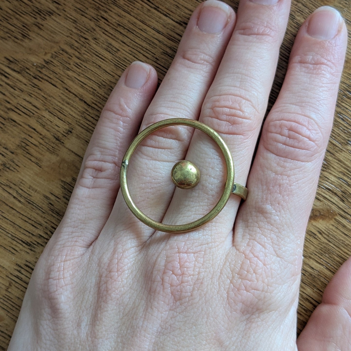 Aanpasbare ring met cirkel