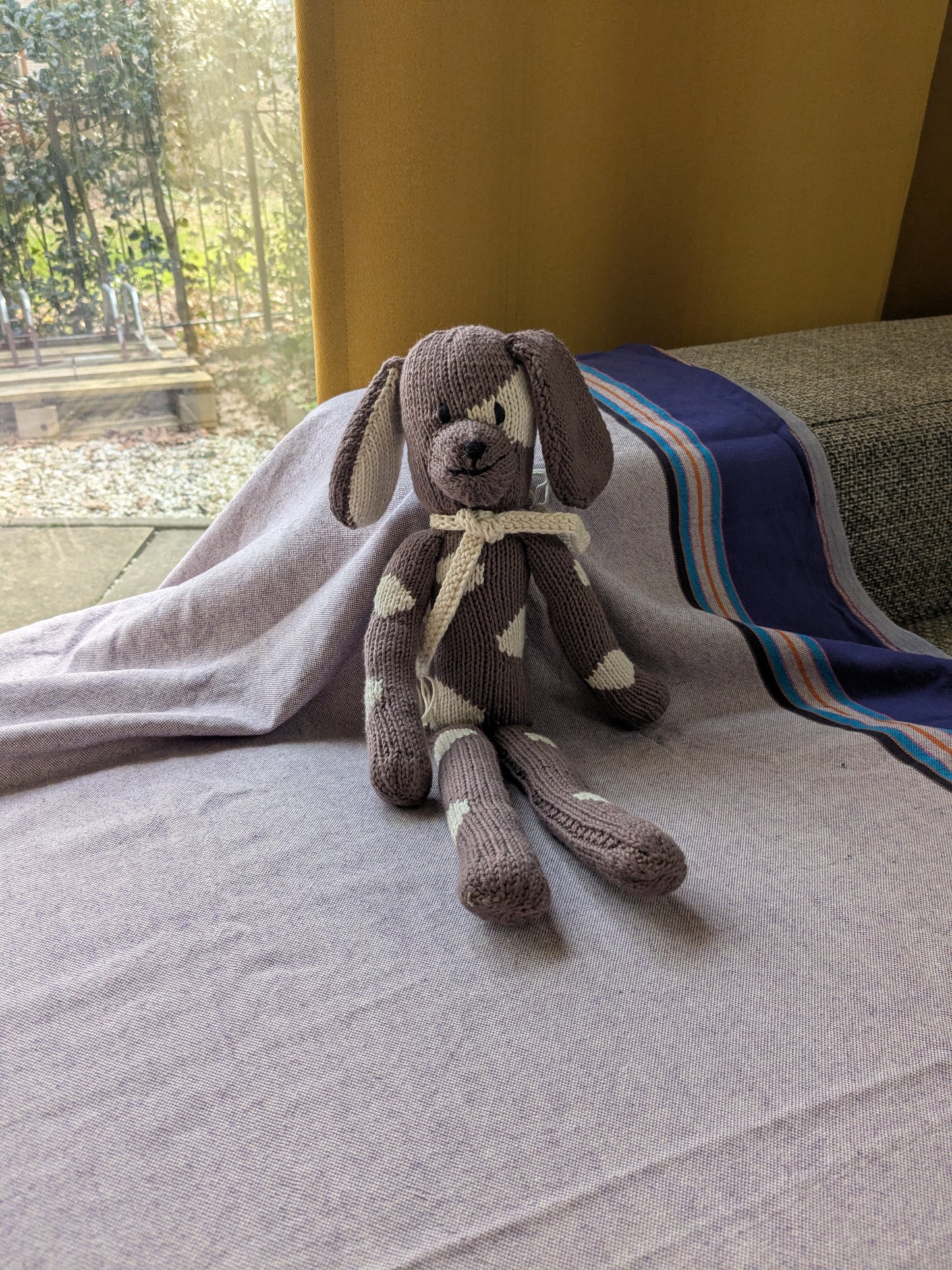 Duurzame knuffelhond van katoen